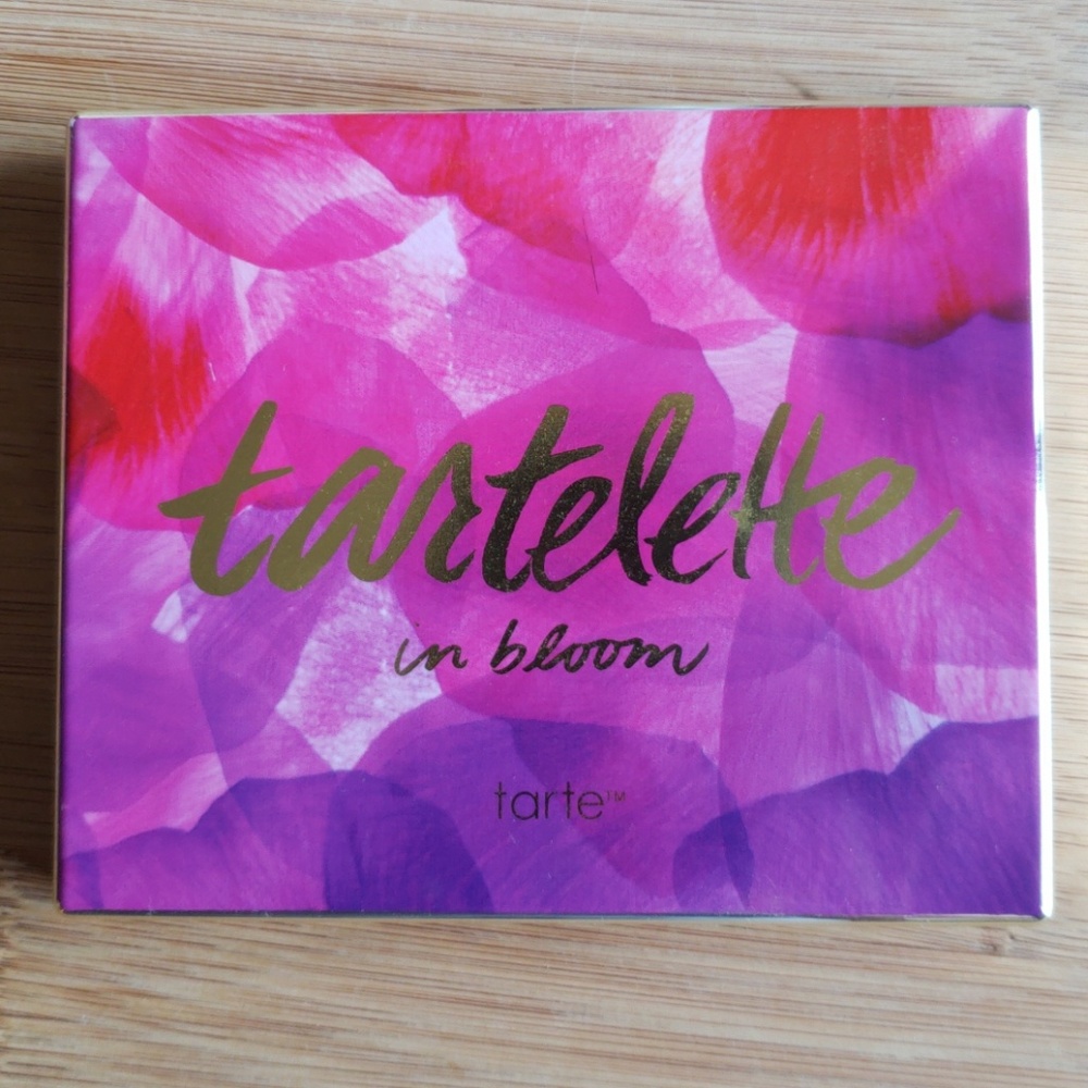 tartelette in bloom eyeshadow pallete